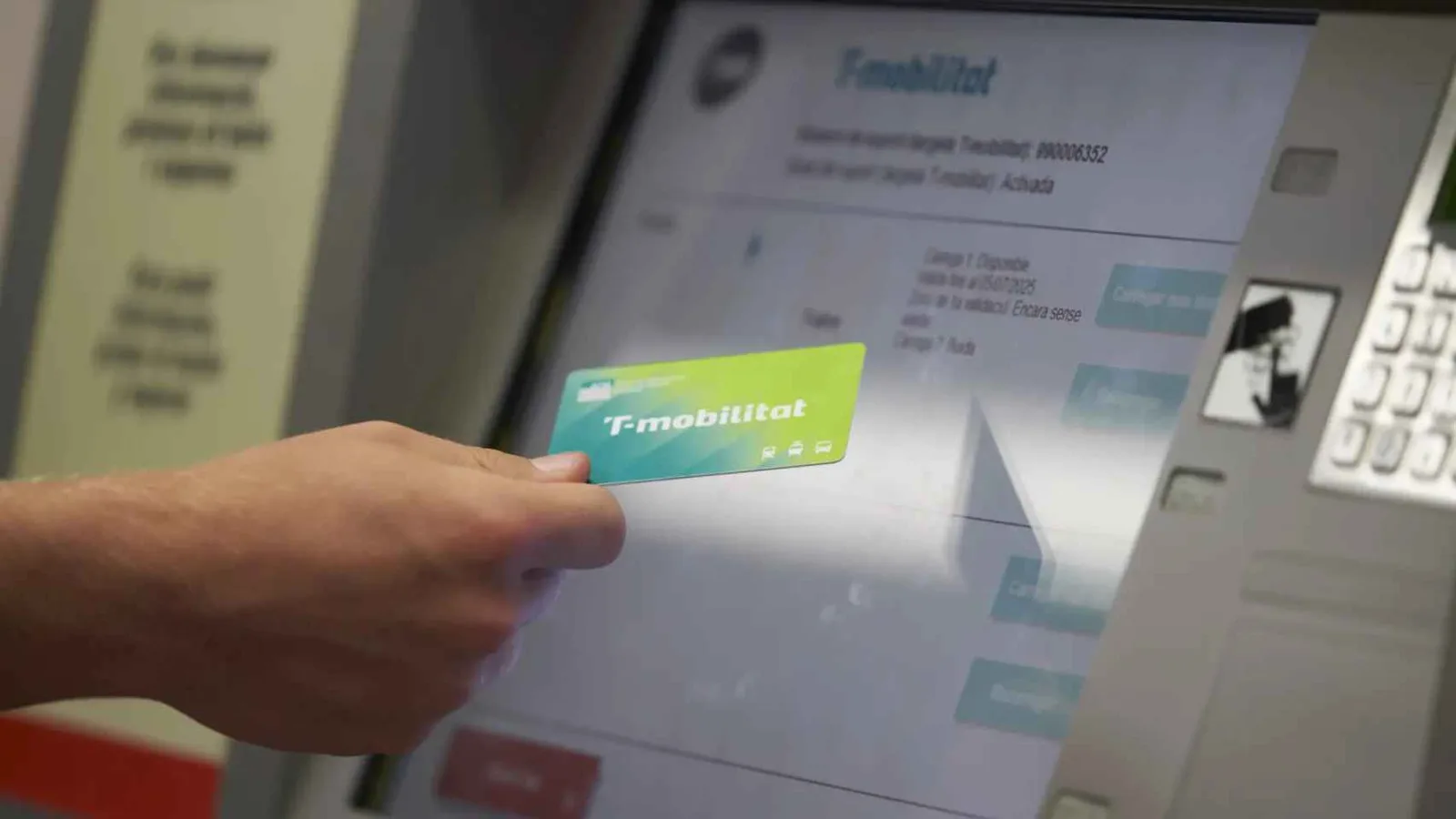 Tickets and Passes (ATM, T-Mobilitat)